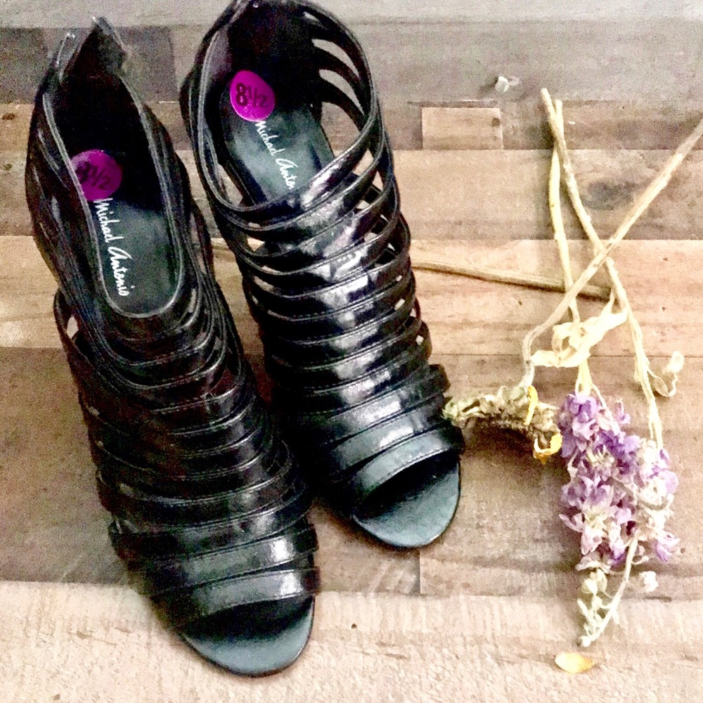 Cage heels BNWOB